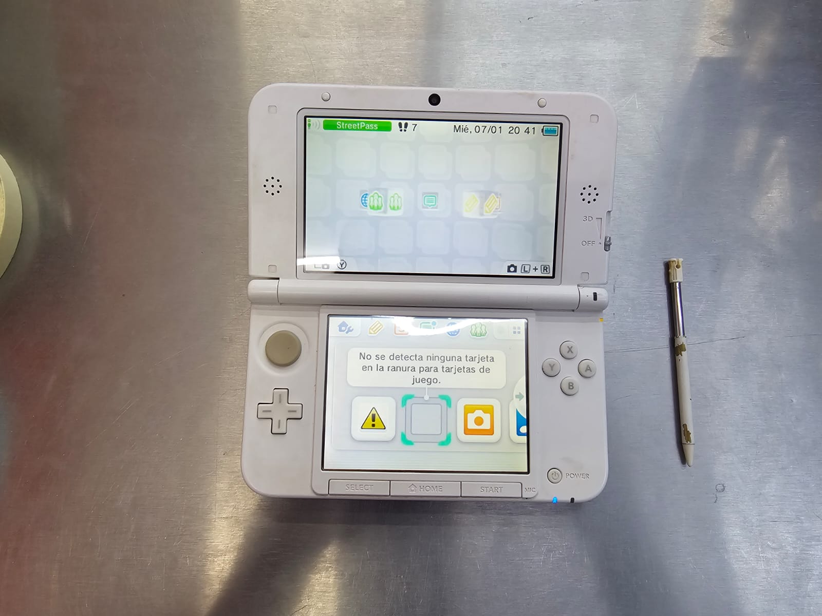 Consola Nintendo 3DS XL Edición Yoshi Usada