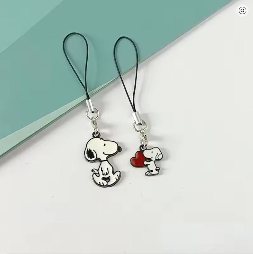 Dije Para Celular - Snoopy (Precio Por Pieza)