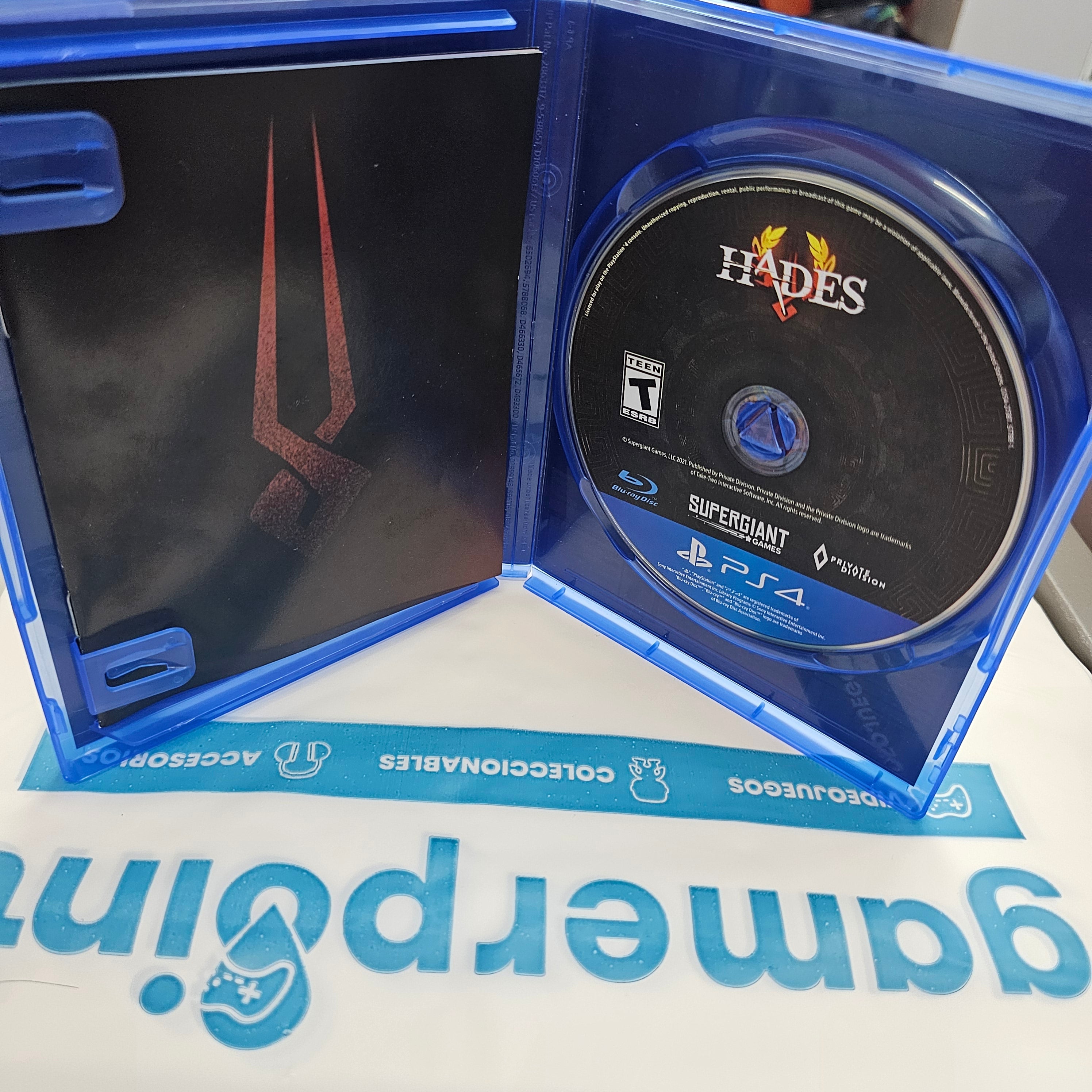 Hades PS4 Usado