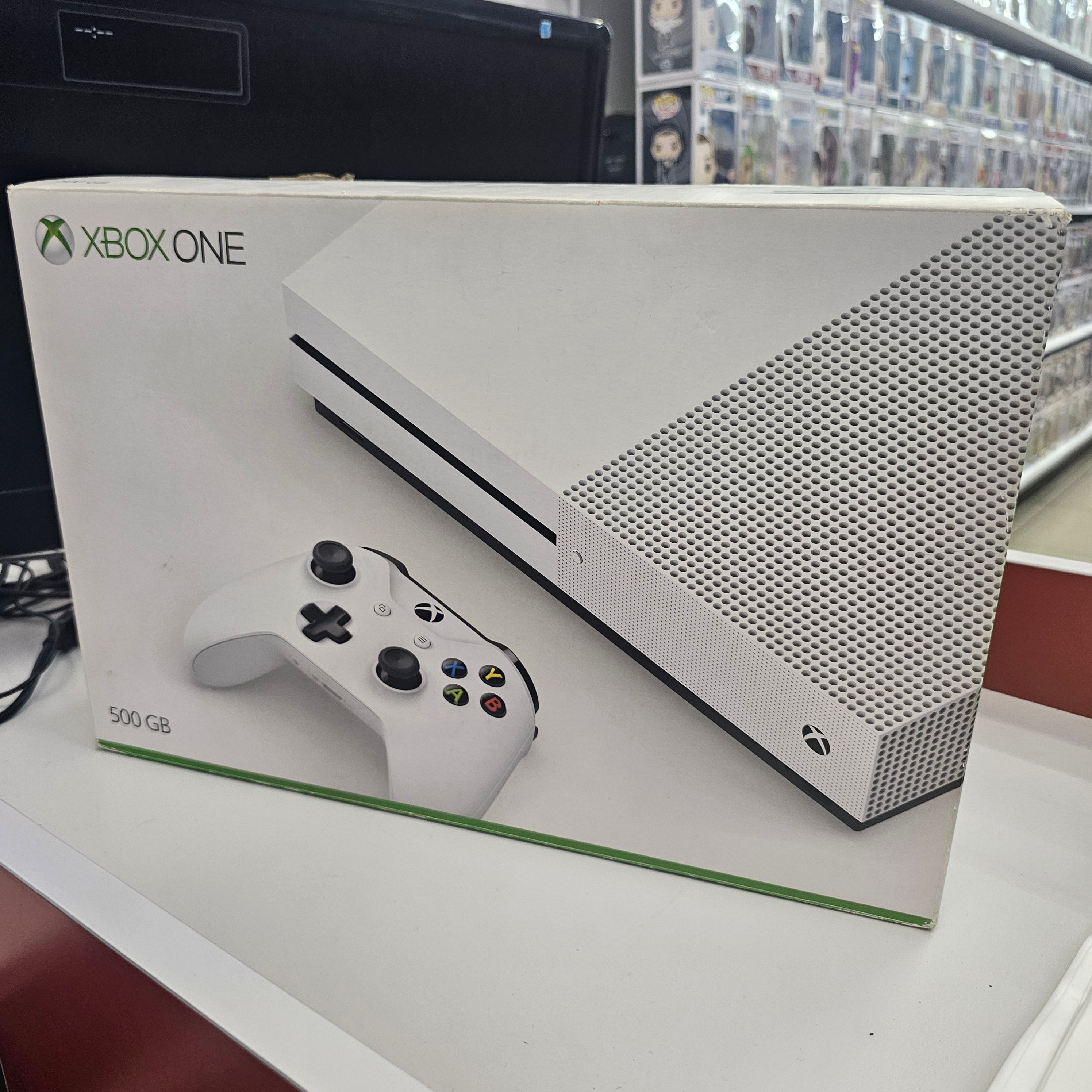 Consola Xbox One S 500 GB Usada + Incluye juego a elegir usado de $499.99 o menos