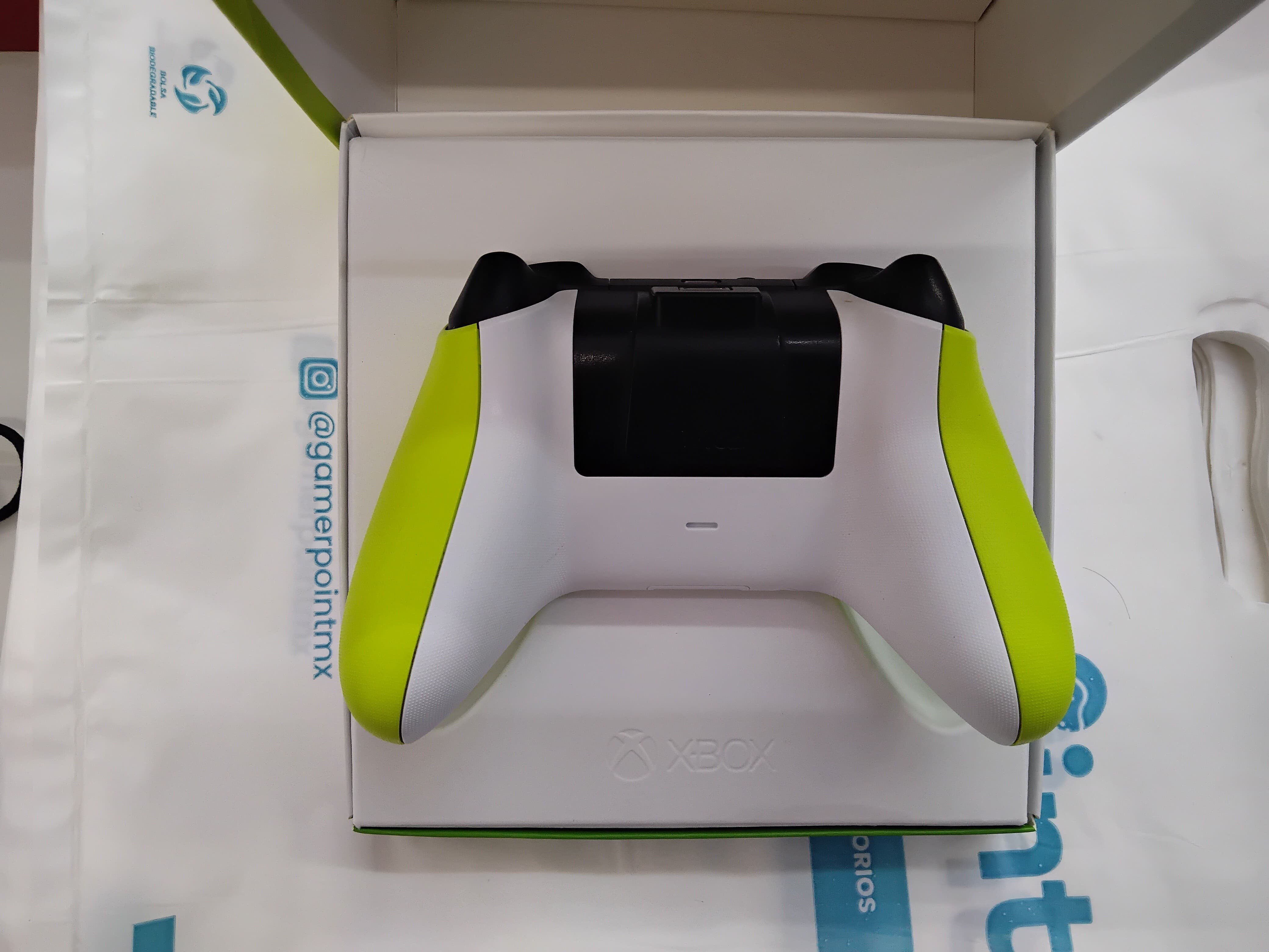 Control Xbox Electric Volt Usado + Carga y Juega