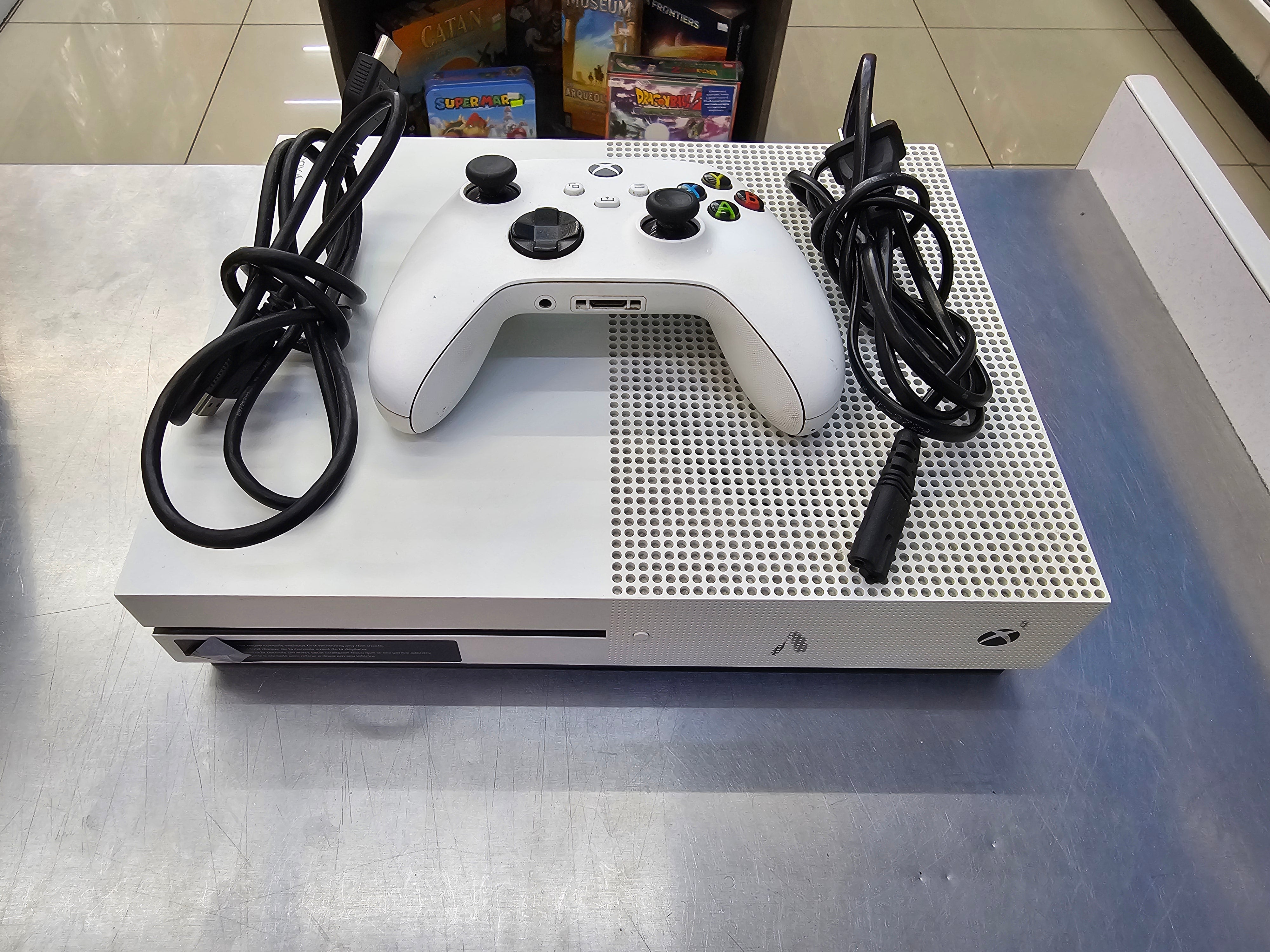 Consola Xbox one S 2TB Usada