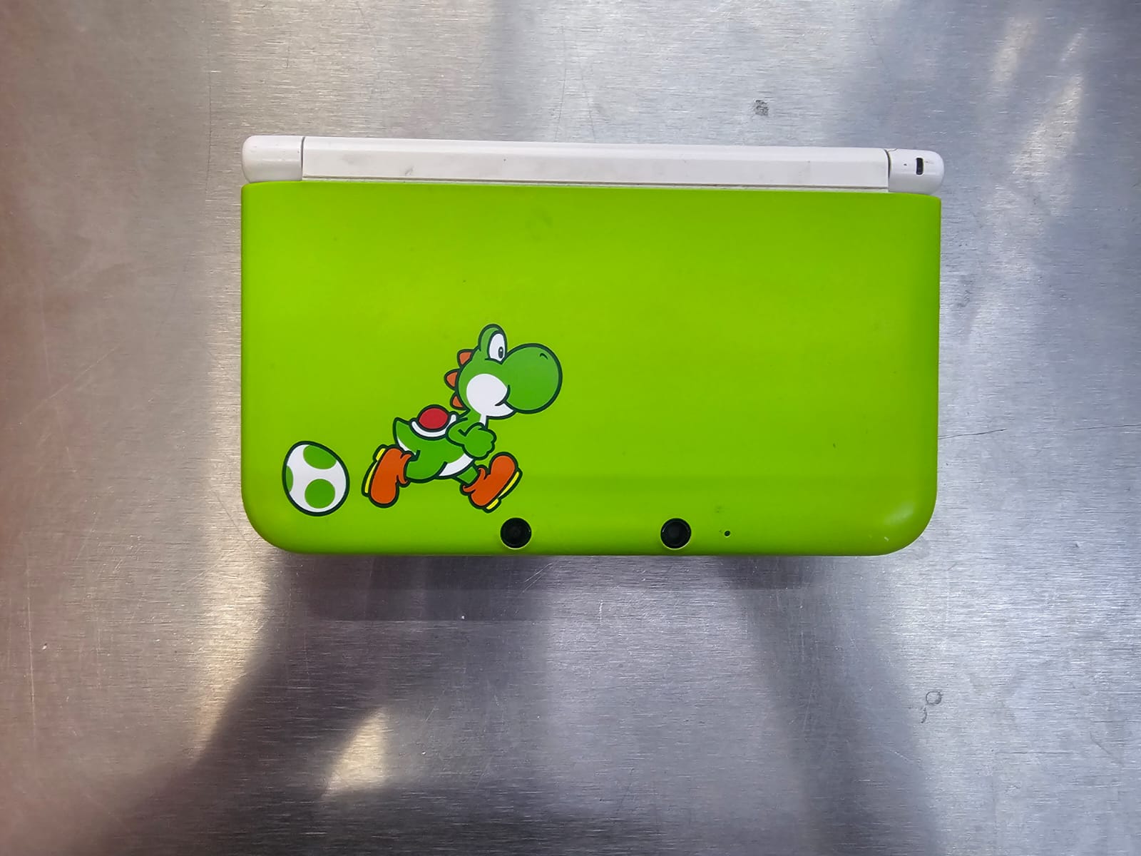 Consola Nintendo 3DS XL Edición Yoshi Usada