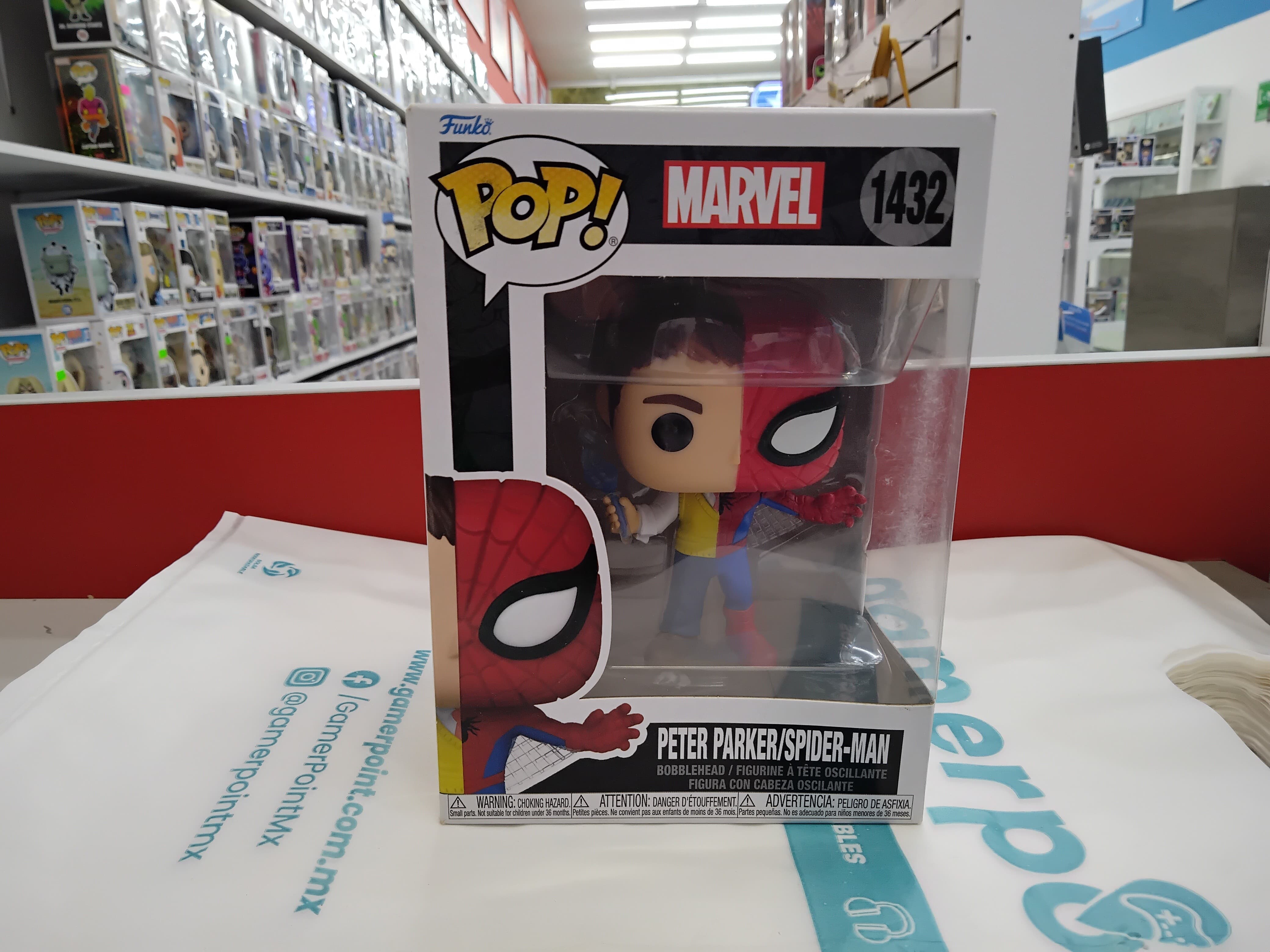 Funko Peter Parker/ Spider-Man 1432 (Marvel)