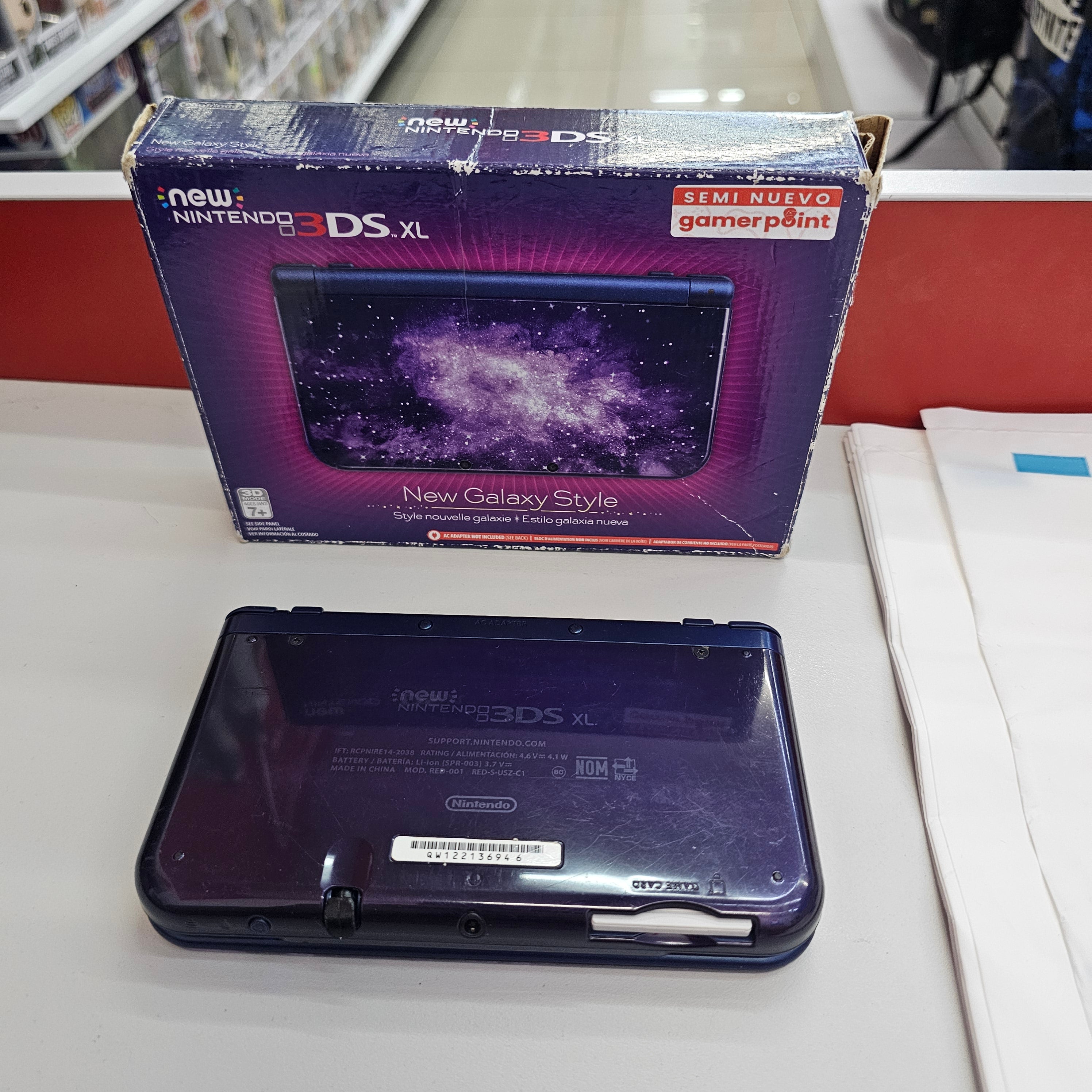 Consola New 3DS XL New Galaxy Style Usada