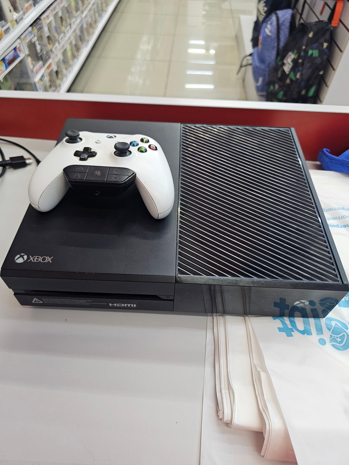 Consola Xbox one Fat 500 GB Usada Con juego Usado a Elegir de $499.99 o menos