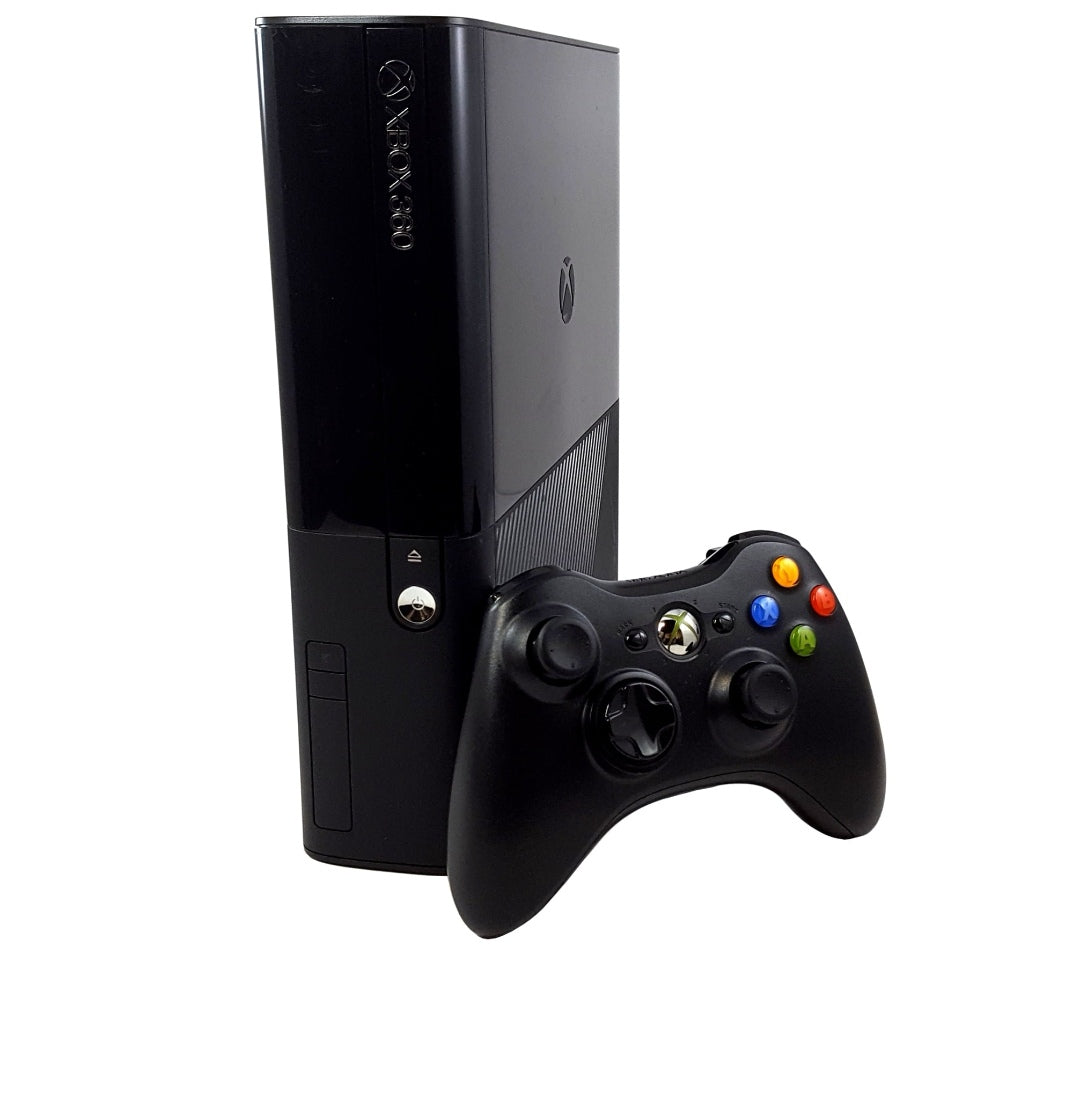Consola Xbox 360 E 250 gb Usada + Juego Usado a elegir de $499 o menos